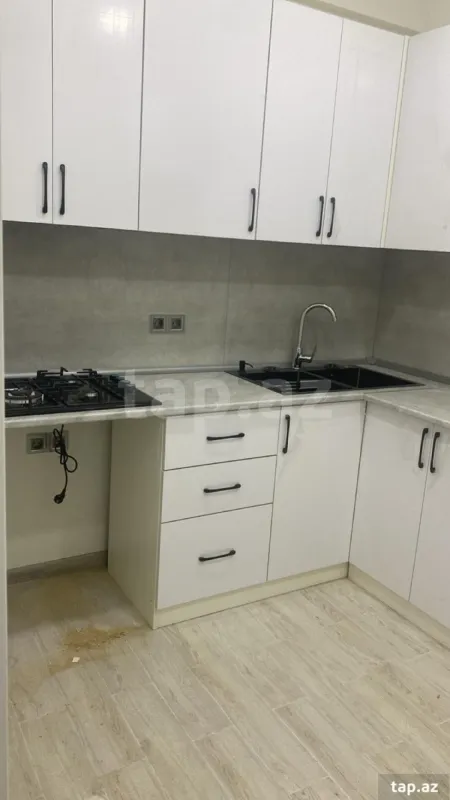 Kirayə verilir 2 otaqlı yeni tikili 50 m²