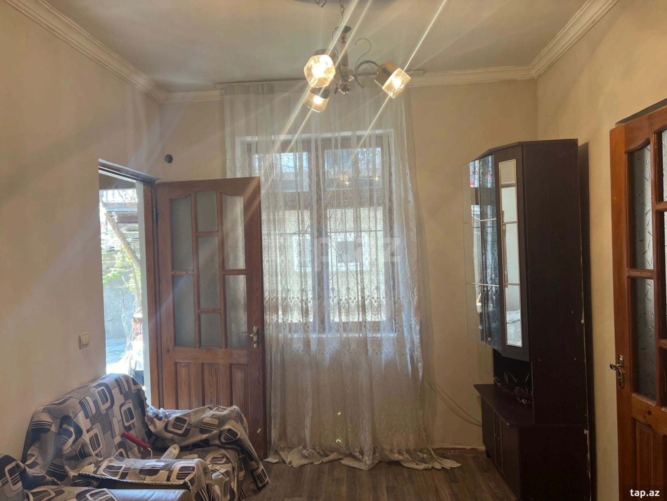 Kirayə verilir 3 otaqlı həyət evi