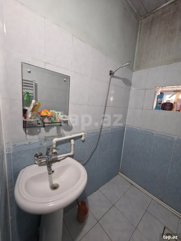 Satılır 3 otaqlı həyət evi