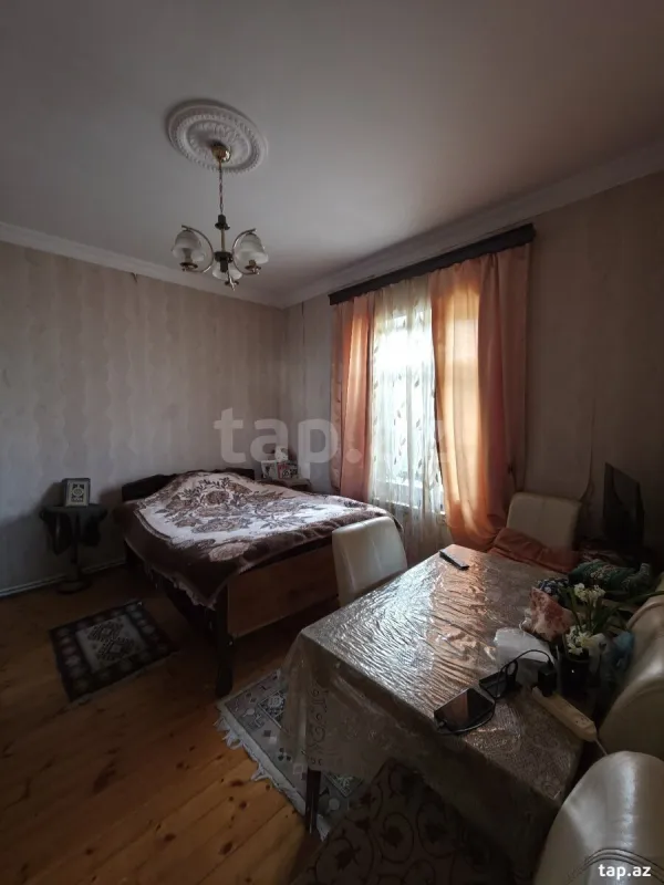 Satılır 3 otaqlı həyət evi