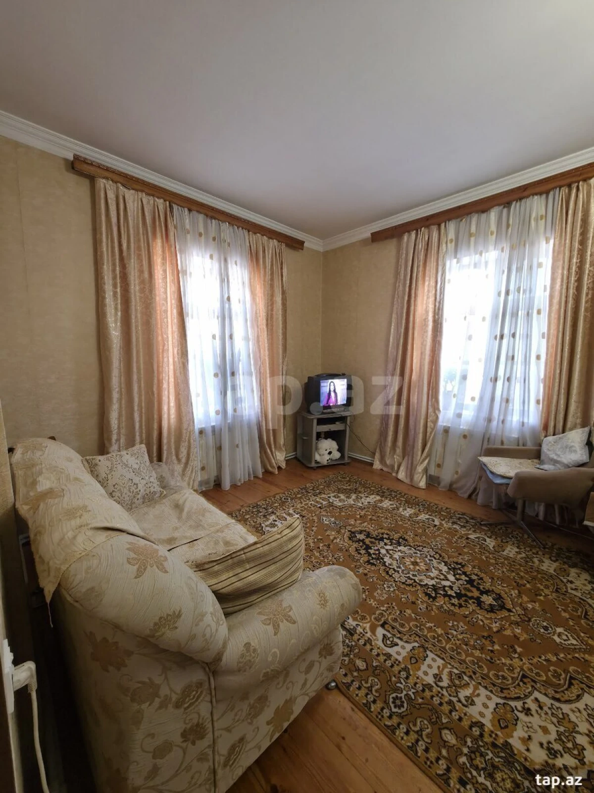 Satılır 3 otaqlı həyət evi