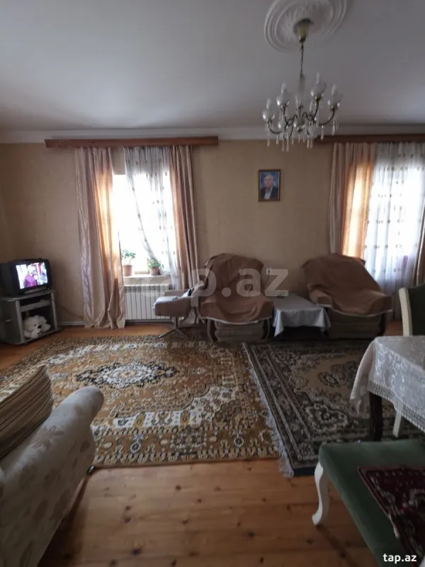 Satılır 3 otaqlı həyət evi