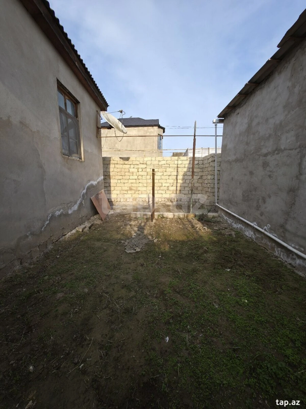 Satılır 3 otaqlı həyət evi