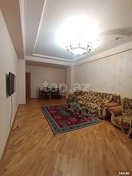 Kirayə verilir 3 otaqlı yeni tikili 158 m²
