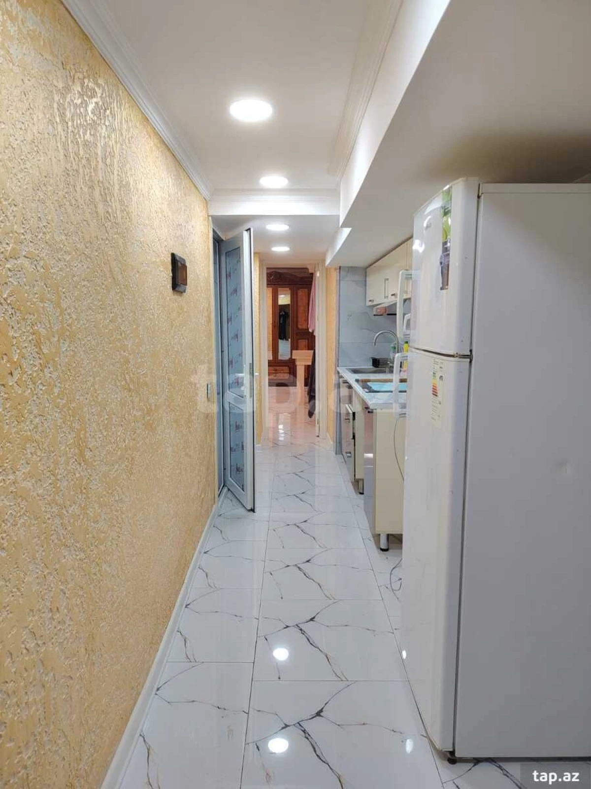 Kirayə verilir 1 otaqlı mənzil 45 m²