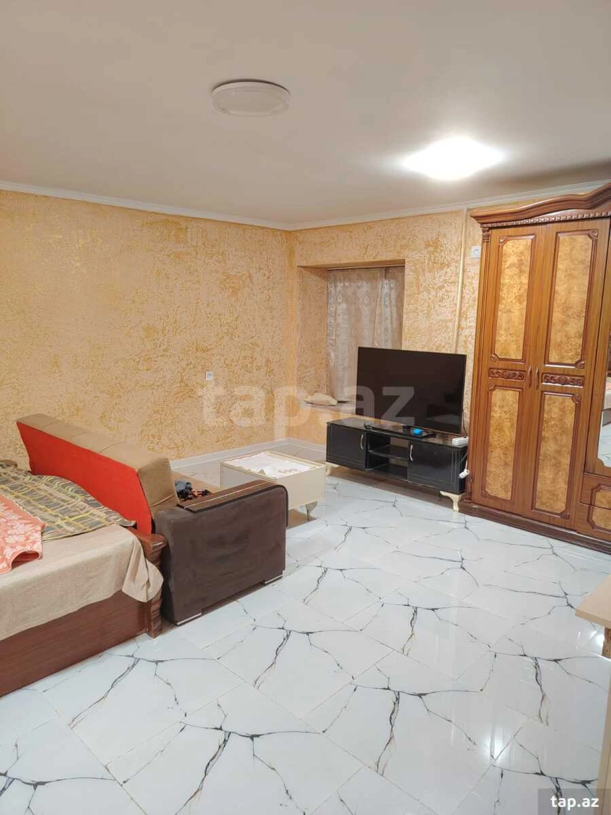 Kirayə verilir 1 otaqlı mənzil 45 m²