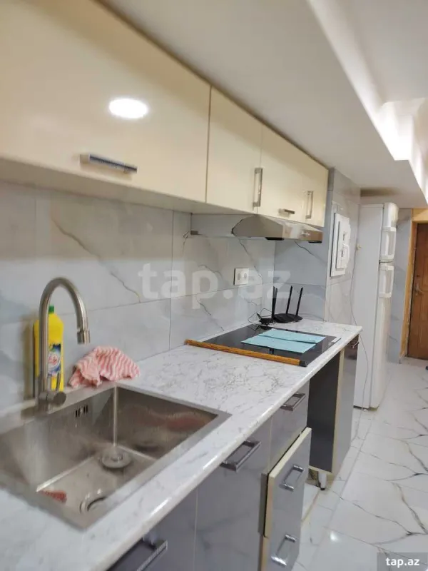 Kirayə verilir 1 otaqlı mənzil 45 m²