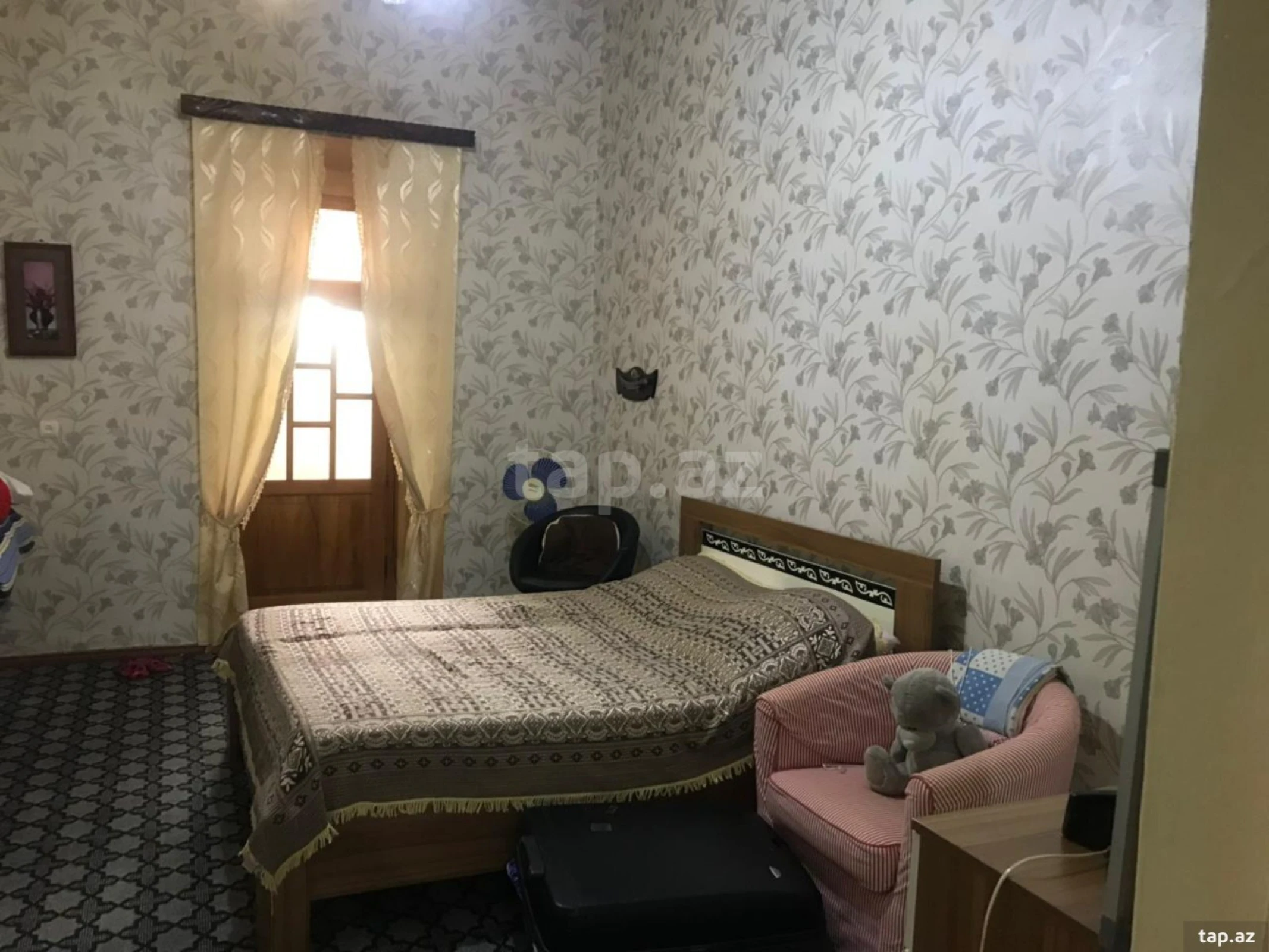 Satılır 2 otaqlı mənzil 67 m²