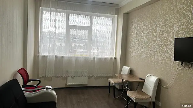 Kirayə verilir 1 otaqlı yeni tikili 43 m²