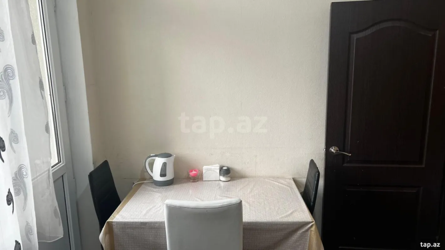 Kirayə verilir 1 otaqlı yeni tikili 43 m²