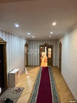 Kirayə verilir 3 otaqlı yeni tikili 170 m²