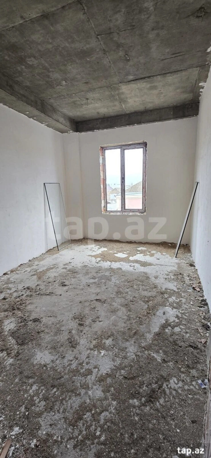 Satılır 3 otaqlı yeni tikili 85 m²