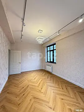 Satılır 2 otaqlı yeni tikili 74 m²
