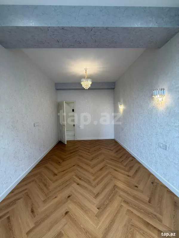 Satılır 2 otaqlı yeni tikili 74 m²