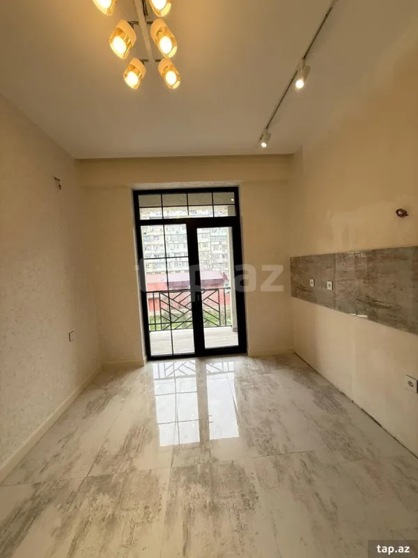 Satılır 2 otaqlı yeni tikili 74 m²