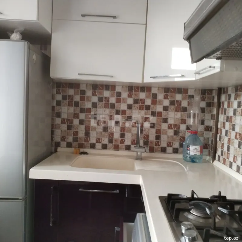 Kirayə verilir 2 otaqlı mənzil 48 m²