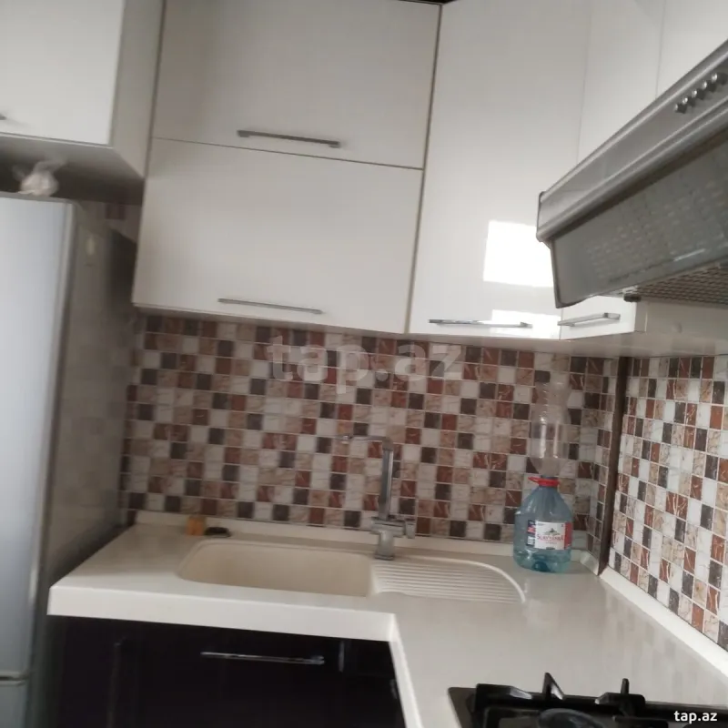 Kirayə verilir 2 otaqlı mənzil 48 m²