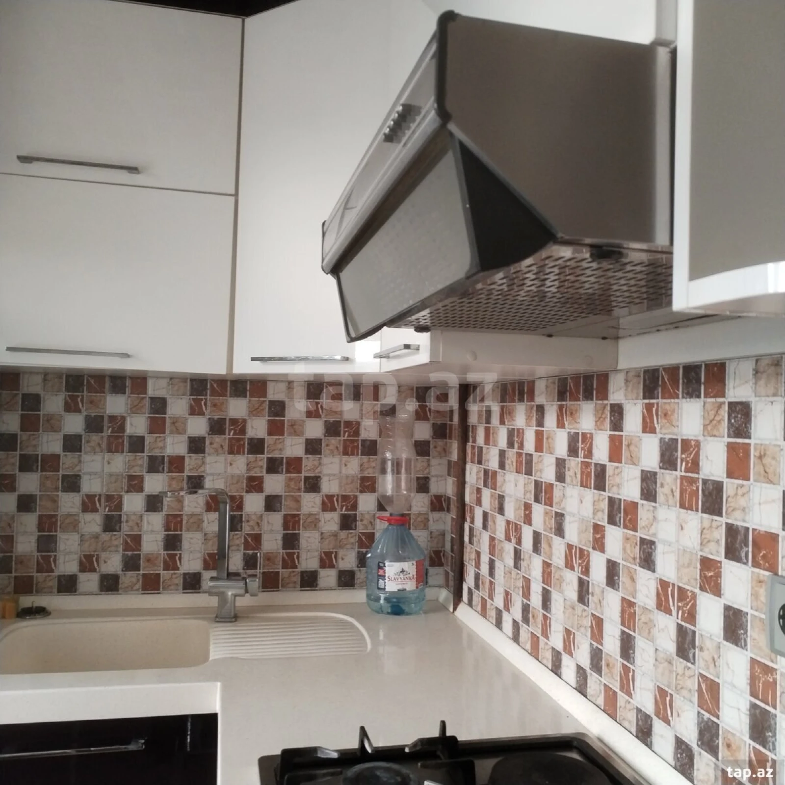 Kirayə verilir 2 otaqlı mənzil 48 m²