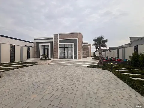 Satılır 5 otaqlı həyət evi 220 m²