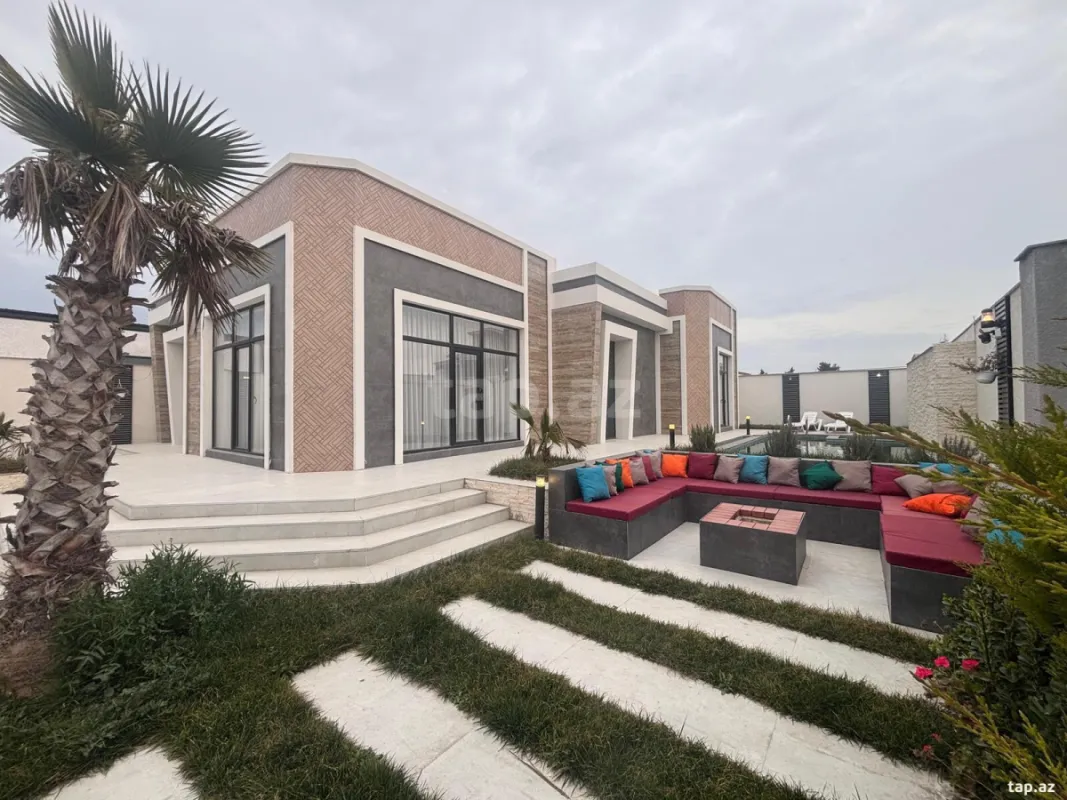 Satılır 5 otaqlı həyət evi 220 m²