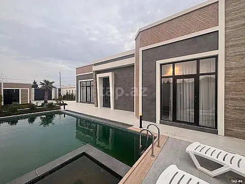 Satılır 5 otaqlı həyət evi 220 m²