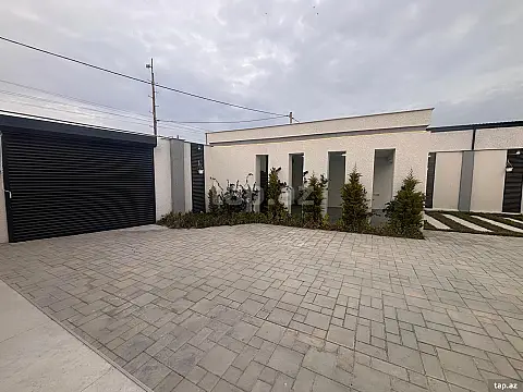Satılır 5 otaqlı həyət evi 220 m²