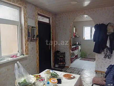Satılır 4 otaqlı həyət evi 100 m²