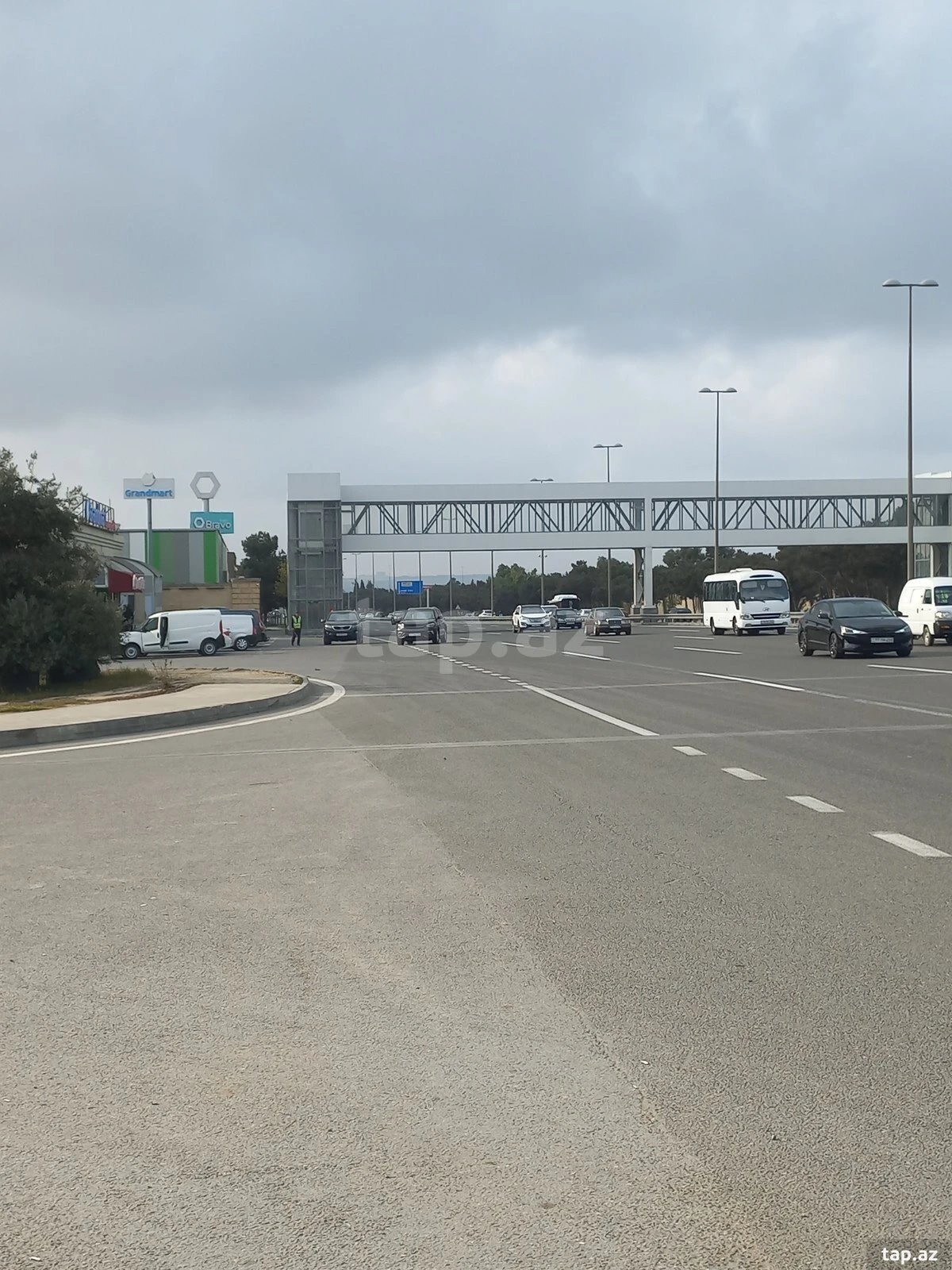 Satılır 4 otaqlı həyət evi 100 m²