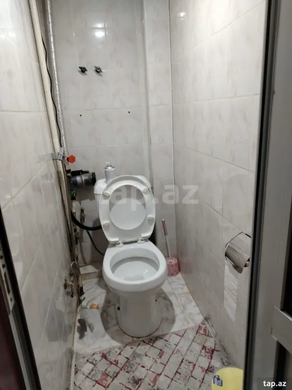 Satılır 5 otaqlı mənzil 110 m²