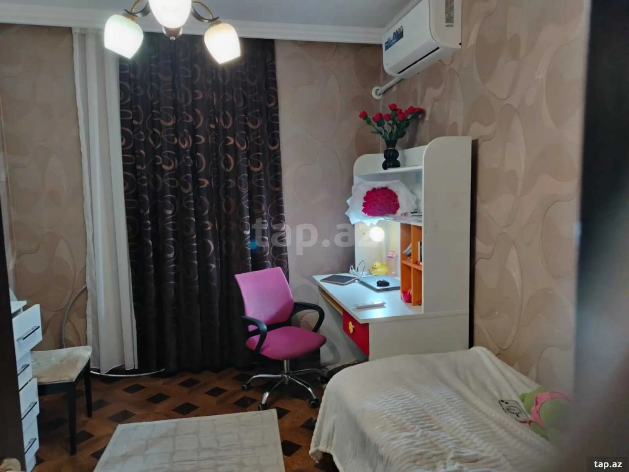 Satılır 5 otaqlı mənzil 110 m²