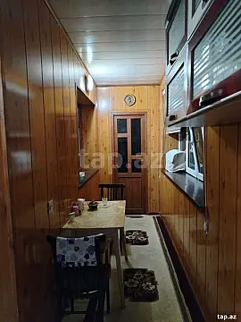 Satılır 5 otaqlı mənzil 110 m²