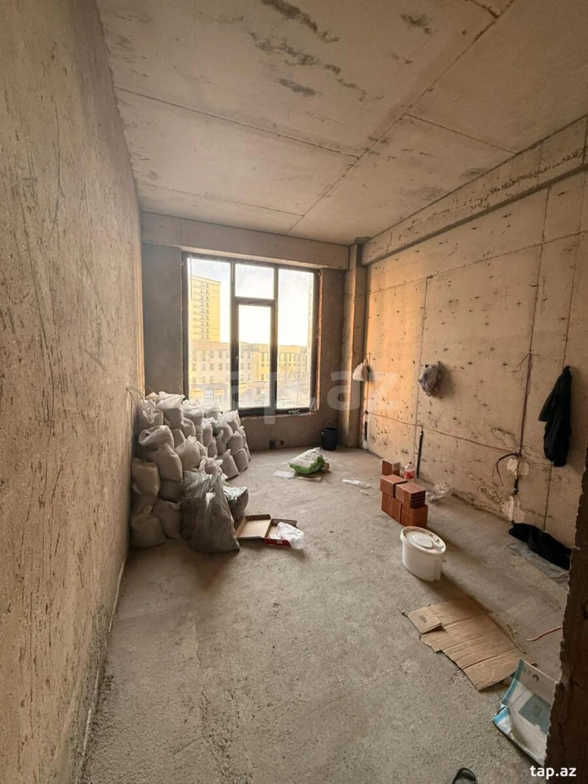 Satılır 3 otaqlı yeni tikili 98 m²