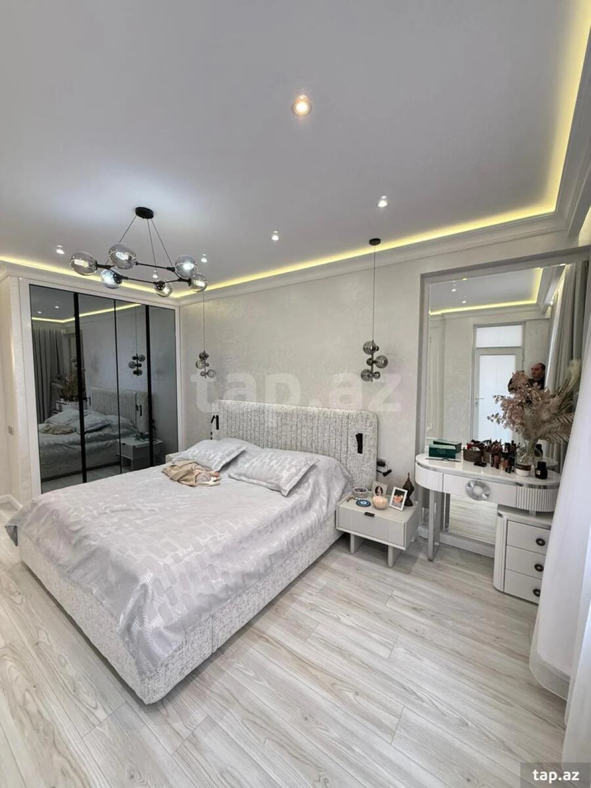 Satılır 3 otaqlı yeni tikili 116 m²
