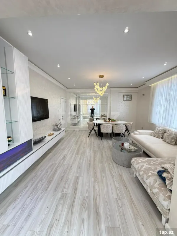 Satılır 3 otaqlı yeni tikili 116 m²