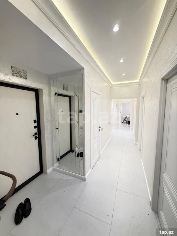 Satılır 3 otaqlı yeni tikili 116 m²