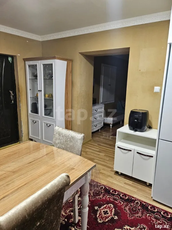 Kirayə verilir 2 otaqlı həyət evi 80 m²