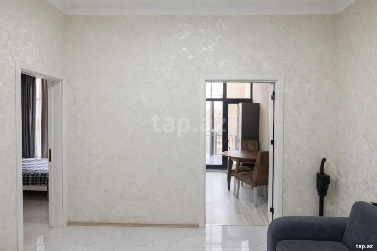 Satılır 2 otaqlı yeni tikili 70 m²