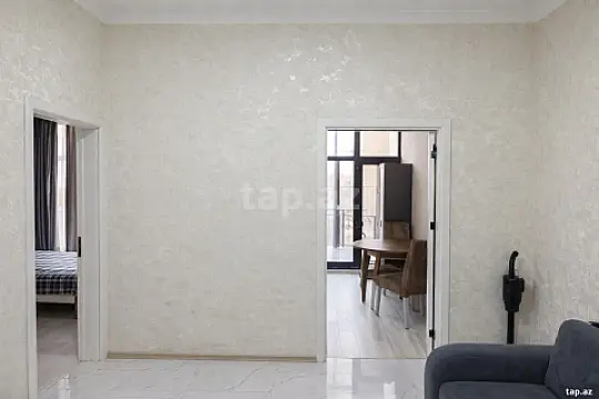 Satılır 2 otaqlı yeni tikili 70 m²