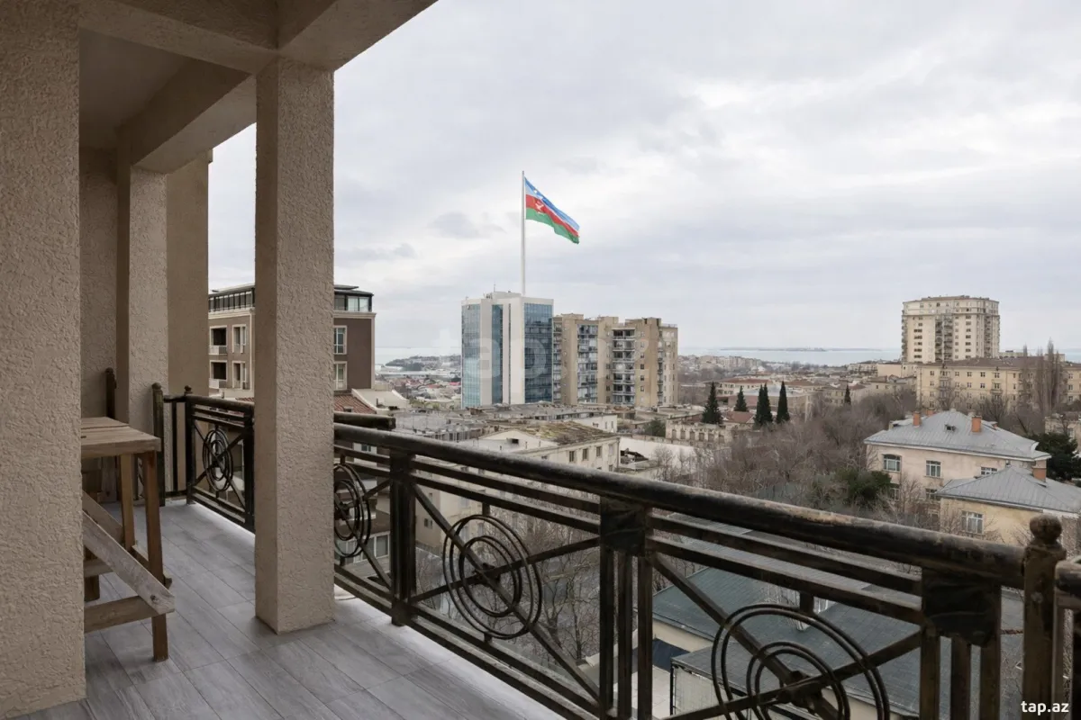 Satılır 2 otaqlı yeni tikili 70 m²