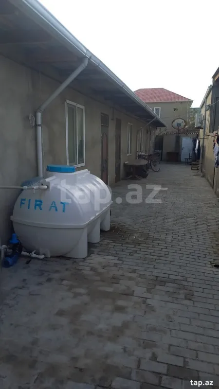 Kirayə verilir 1 otaqlı həyət evi 30 m²