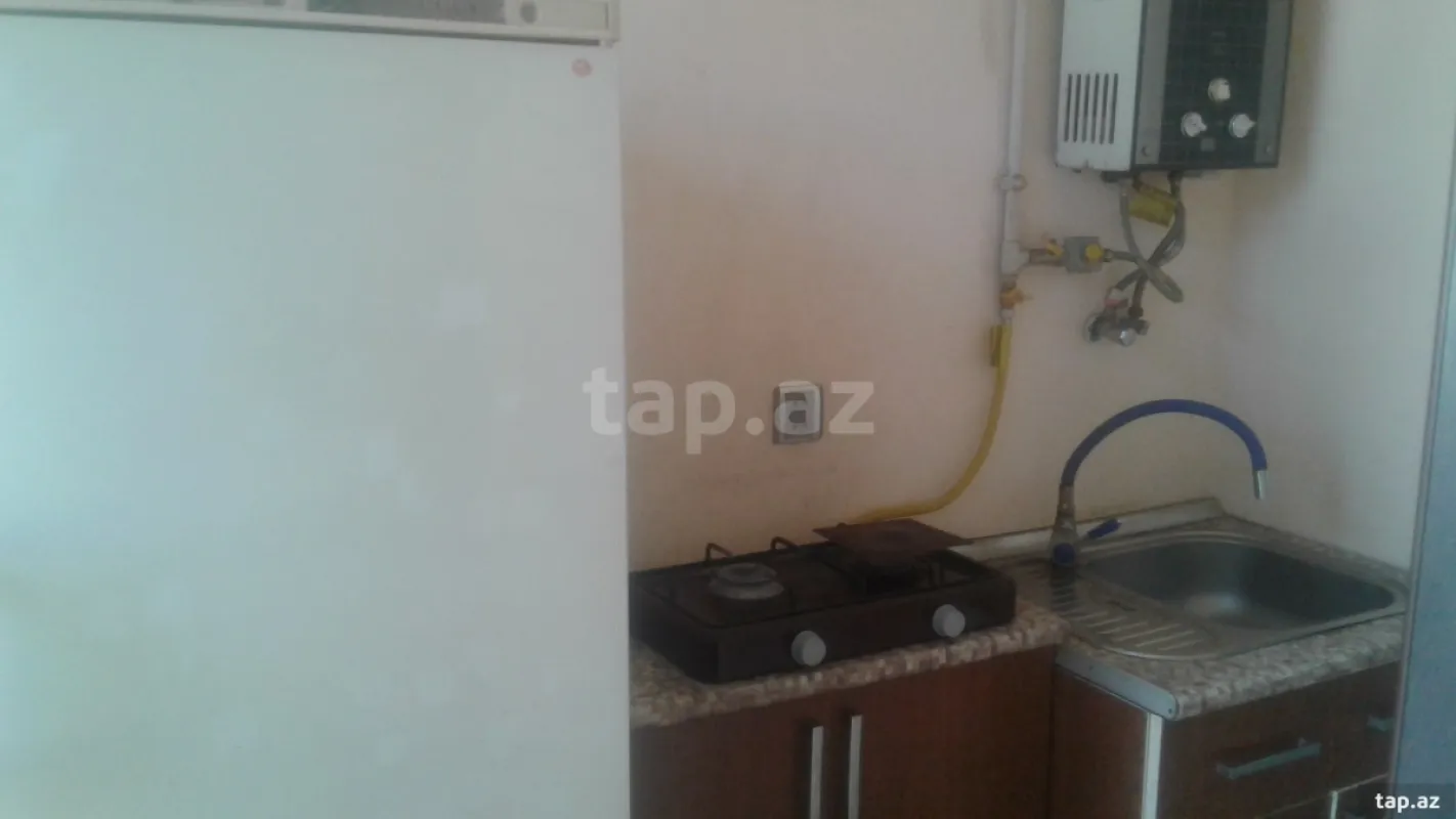 Kirayə verilir 1 otaqlı həyət evi 30 m²