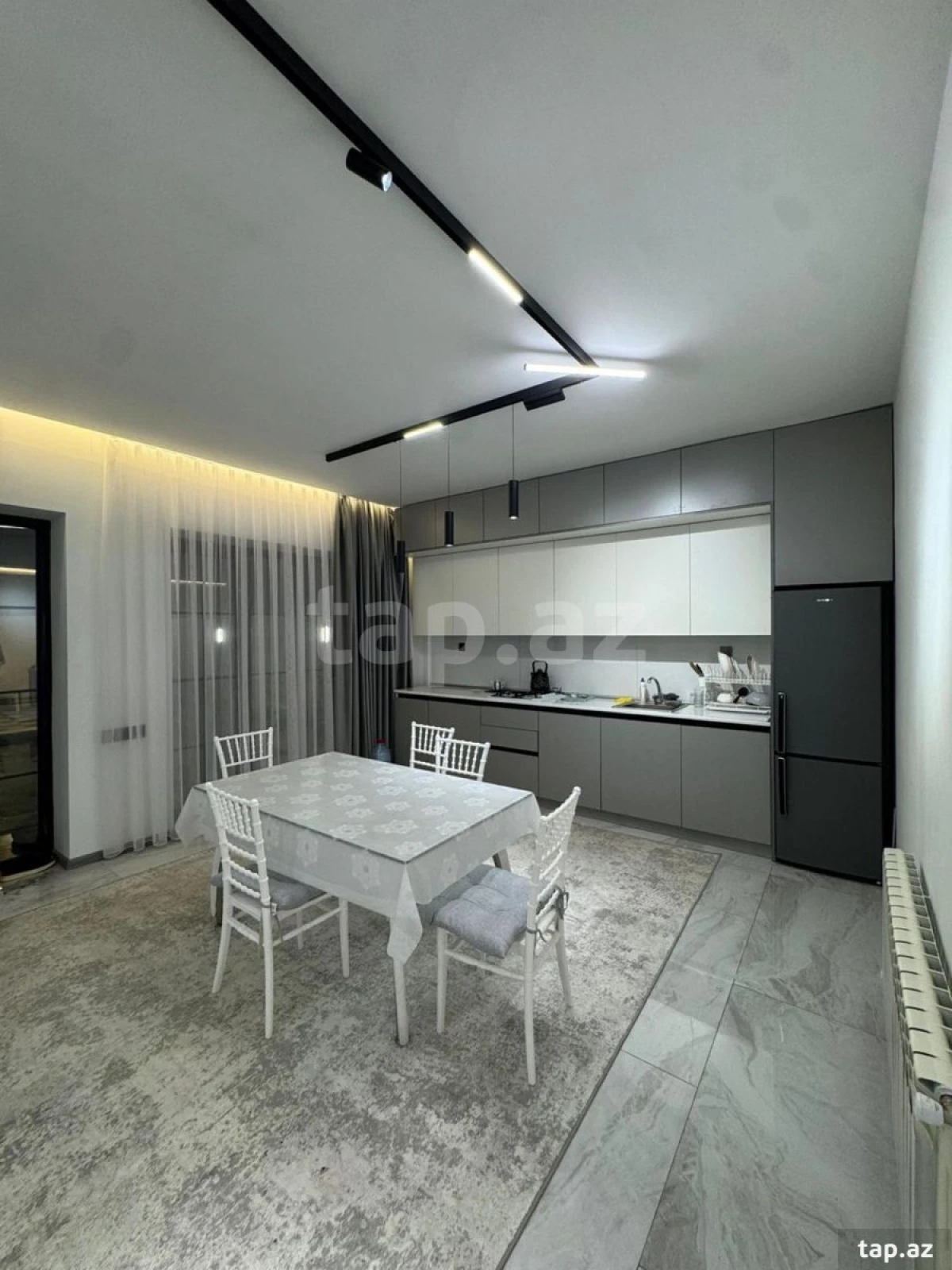 Kirayə verilir 3 otaqlı həyət evi 250 m²