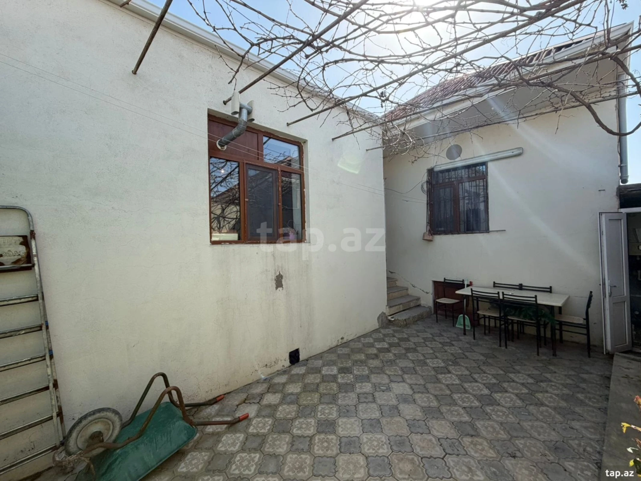 Satılır 3 otaqlı həyət evi 100 m²