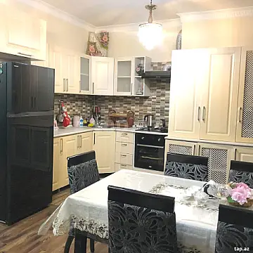 Kirayə verilir 4 otaqlı mənzil 80 m²