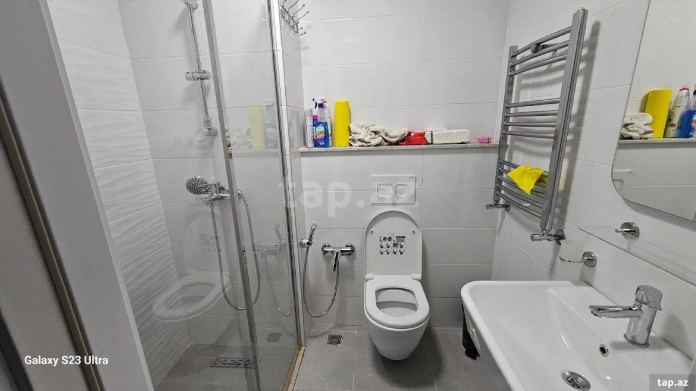 Kirayə verilir 2 otaqlı yeni tikili 55 m²