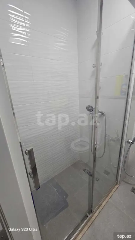 Kirayə verilir 2 otaqlı yeni tikili 55 m²