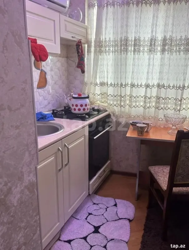 Kirayə verilir 2 otaqlı mənzil 50 m²