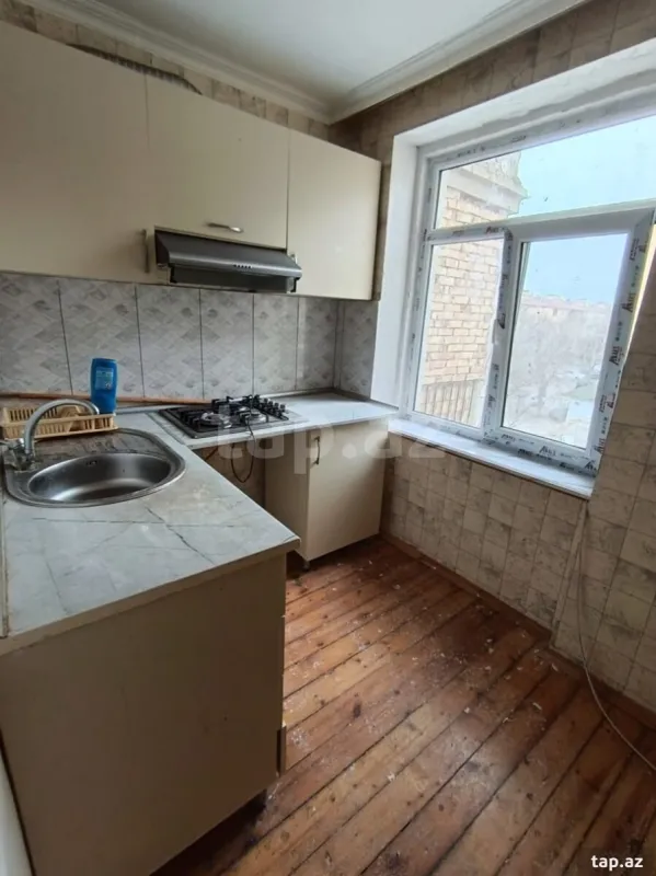 Kirayə verilir 2 otaqlı mənzil 50 m²