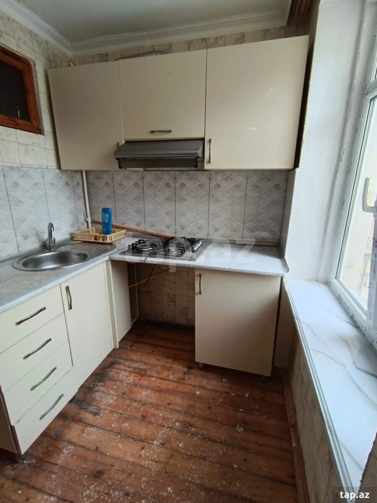 Kirayə verilir 2 otaqlı mənzil 50 m²
