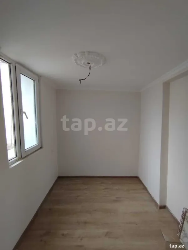 Satılır 3 otaqlı mənzil 45 m²